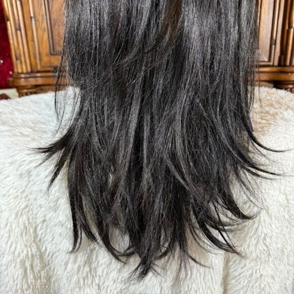 Freetress Equal 25" Susan Lace Front Shake-N-Go Color 1B Synthetic Wig - Picture 13 of 16